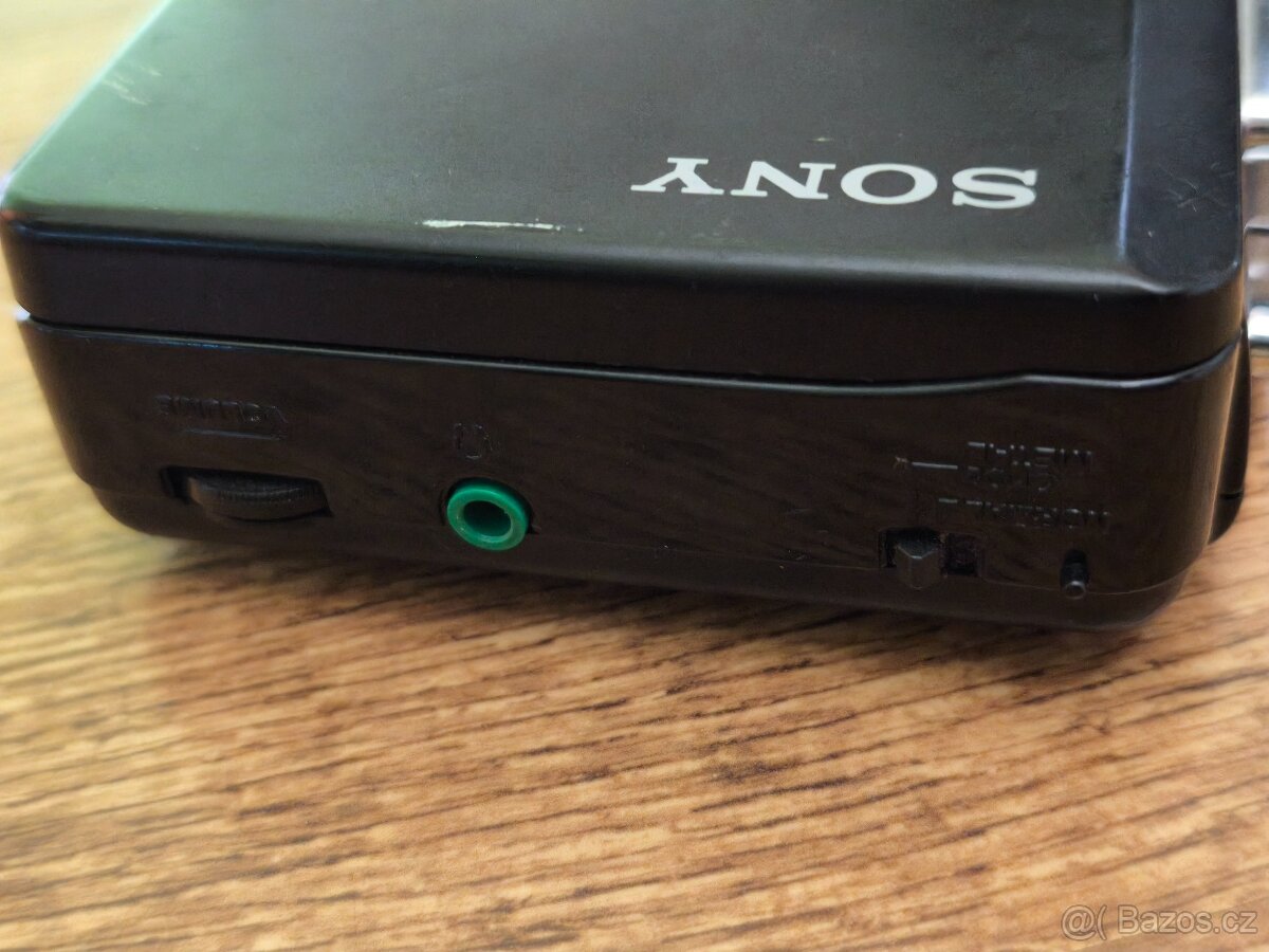 Walkman SONY WM-B18 (made in Japan) + stojánek Aiwa ,čti pop - 8