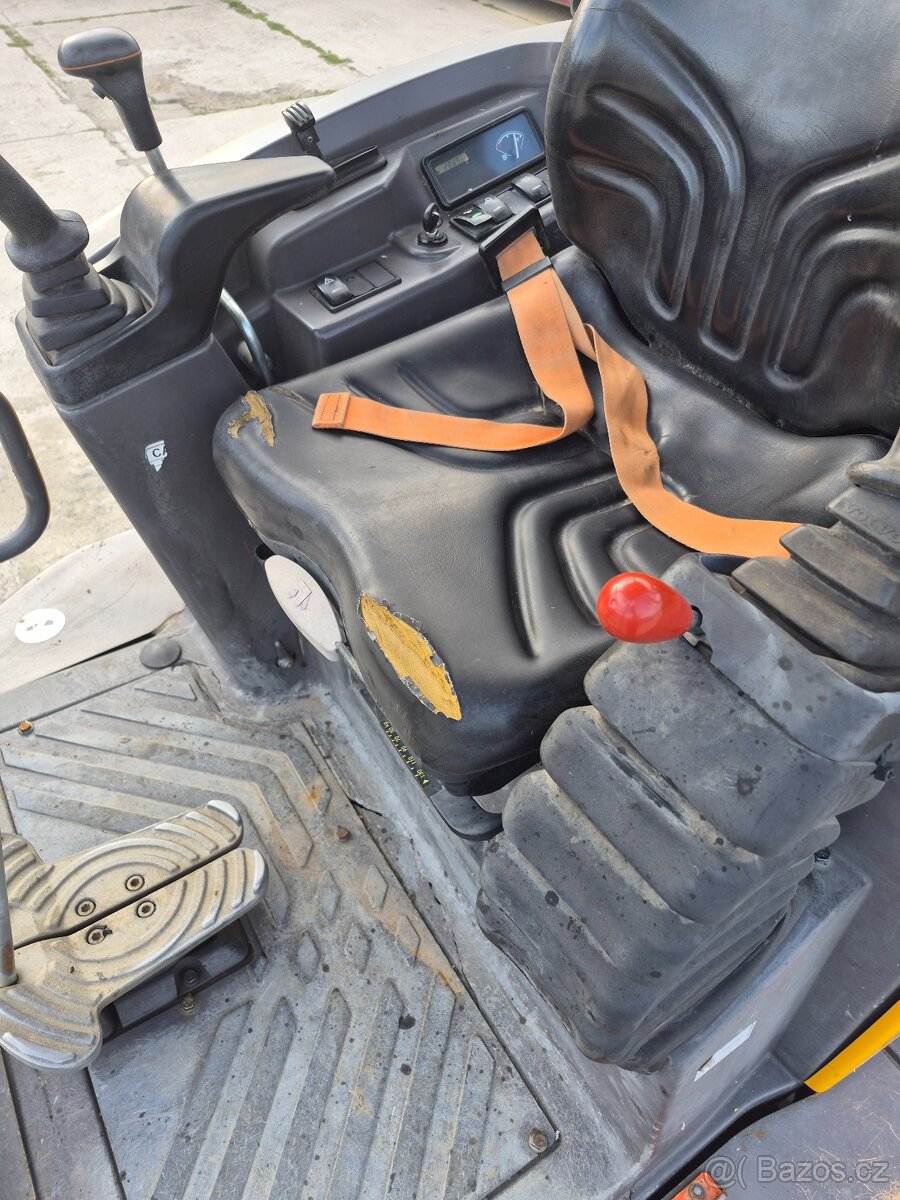 Volvo ECR 25D - 8