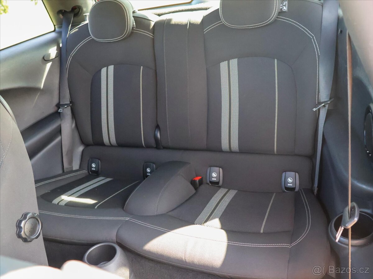 Mini Cooper 2,0 JCW 170kW Automat H/K LED (2016) - 8