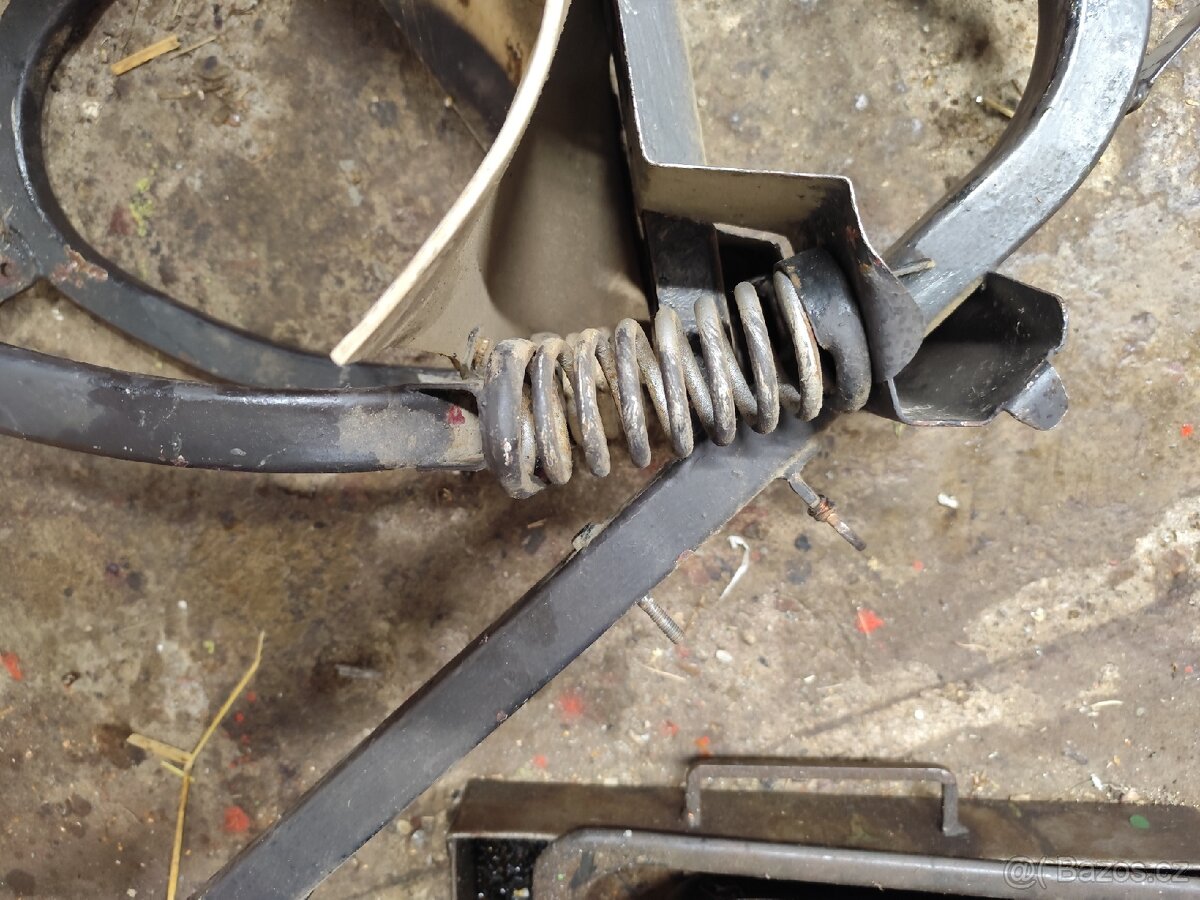 Jawa Pionyr kostra - 8