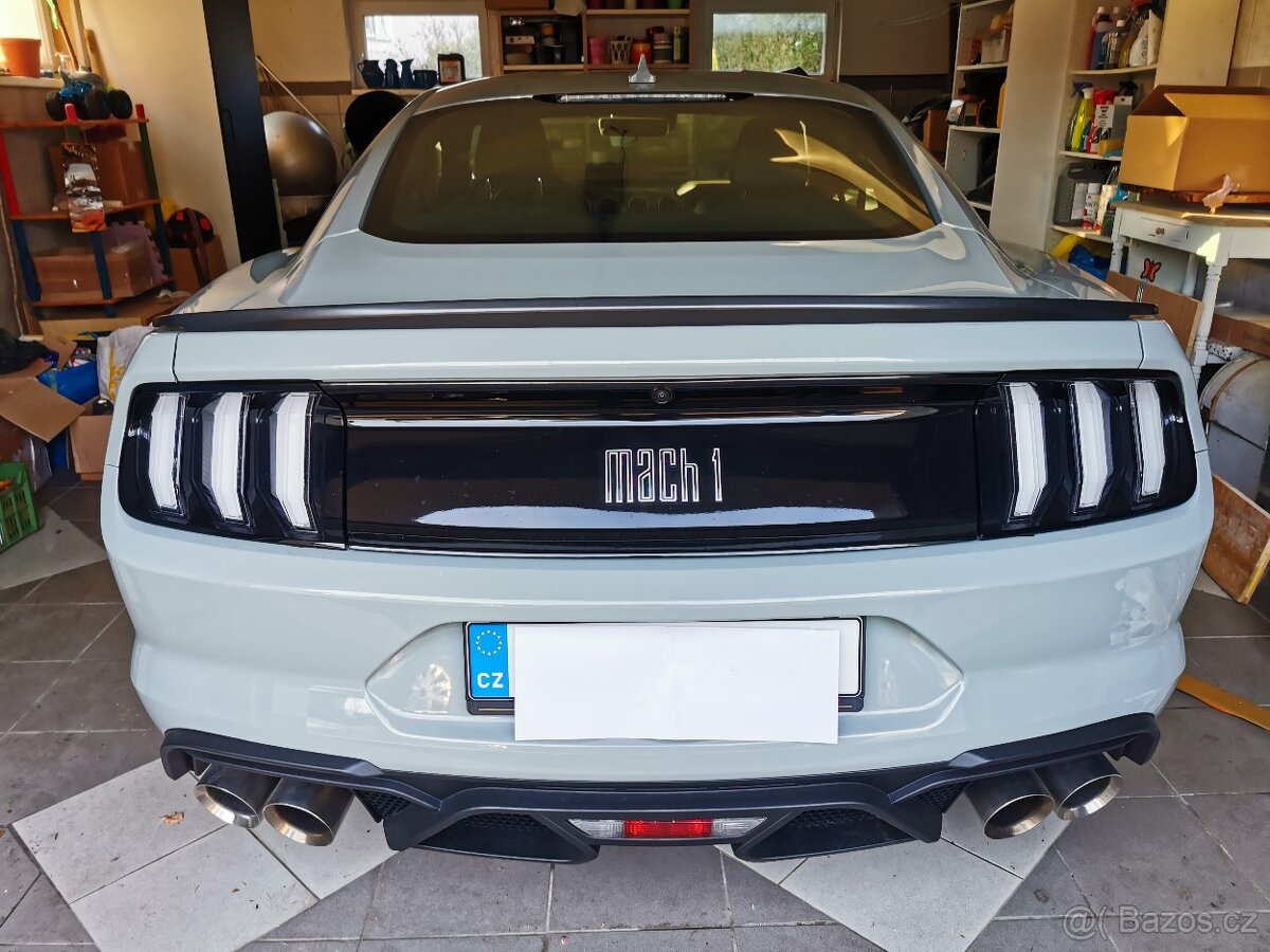 Mustang MACH 1 - 8