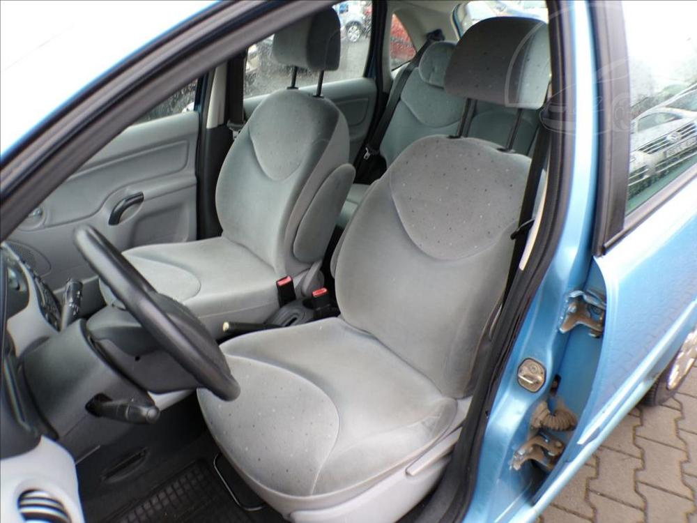 Citroën C3 1,4 HDi KLIMATIZACE - 8