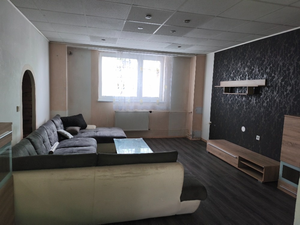 Prodam rodinny dum v Trebechovicich - 8