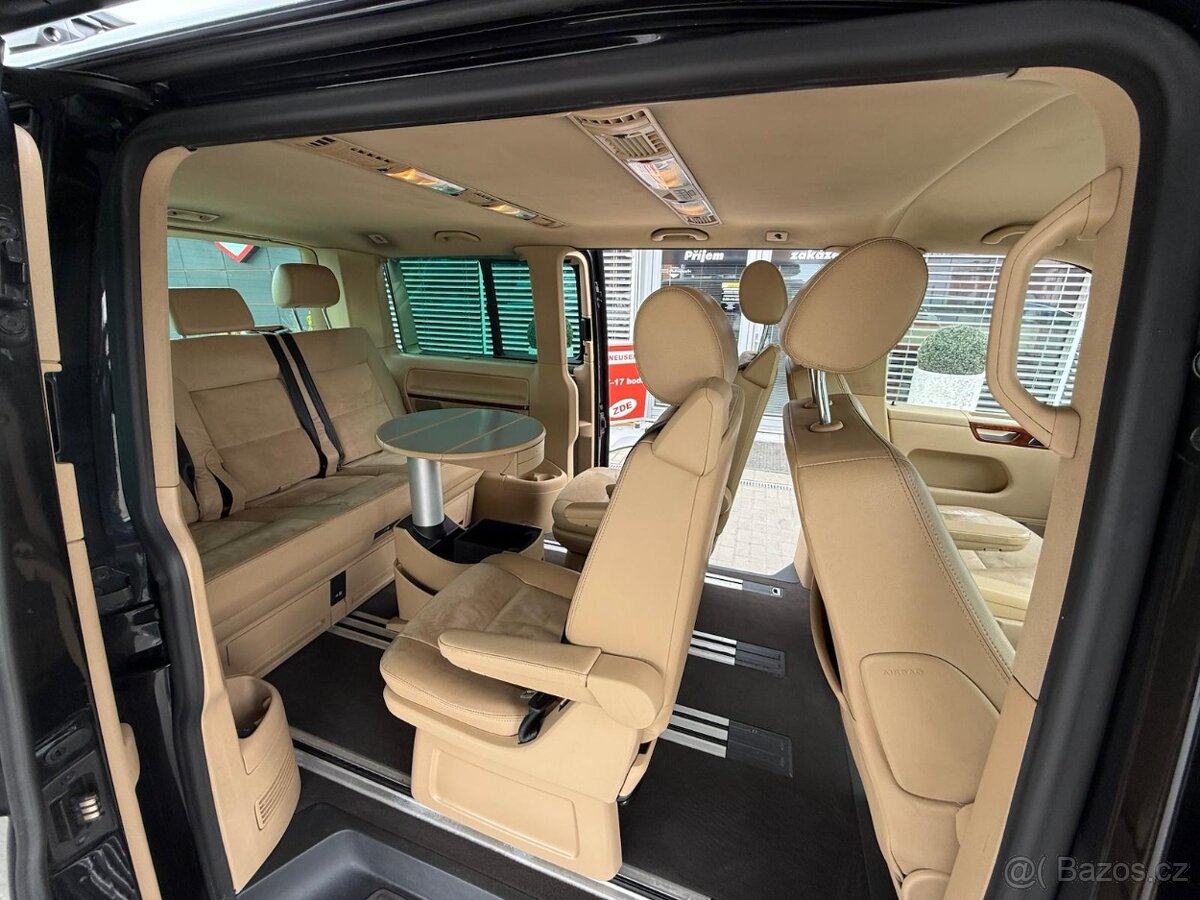 Volkswagen Multivan 2.5TDi, 128KW, 7MÍST,4X4,TEMP. - 8