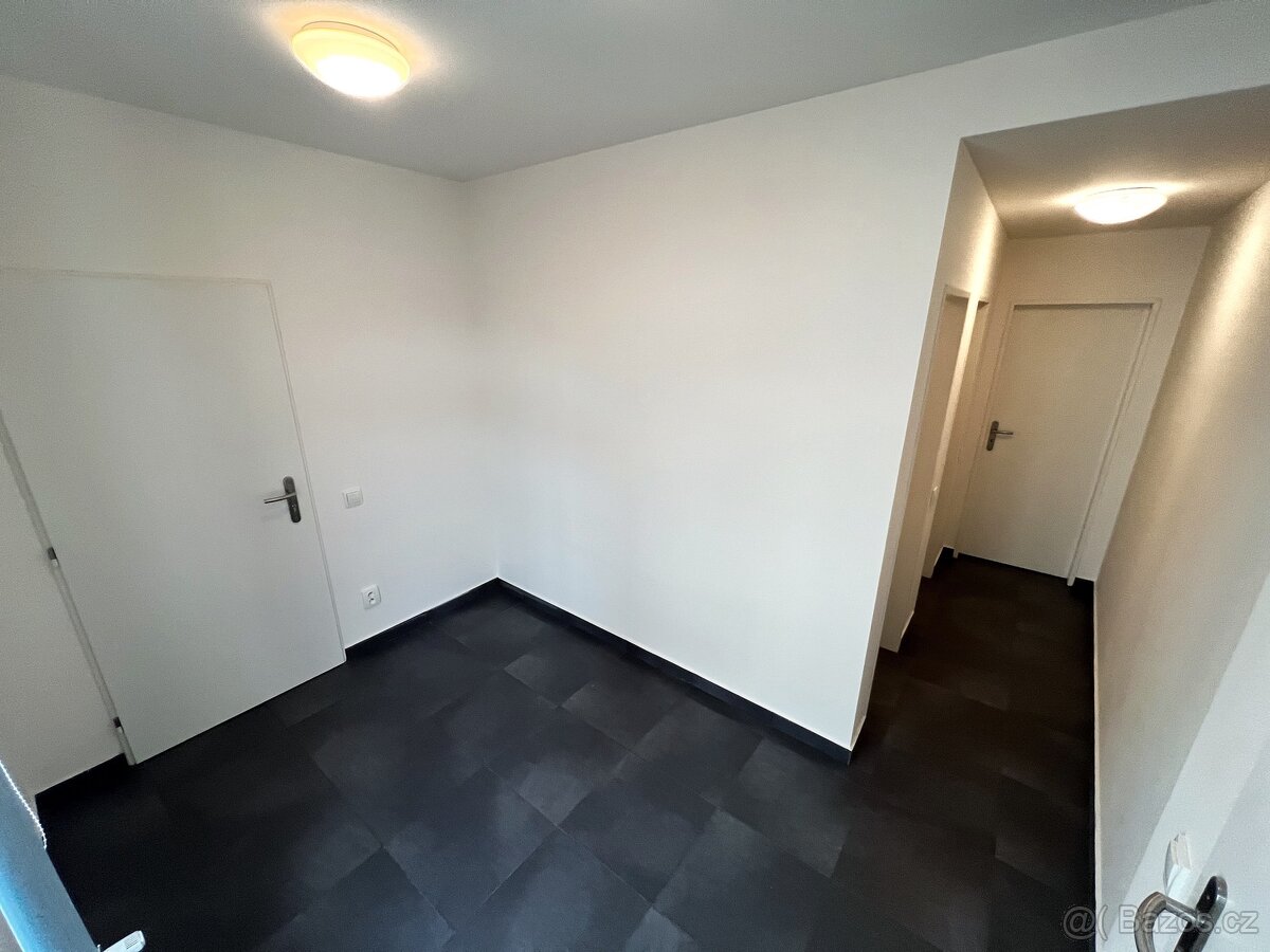 Pronájem bytu - 4+kk, 91 m², Masarykova 600, Žatec - 8