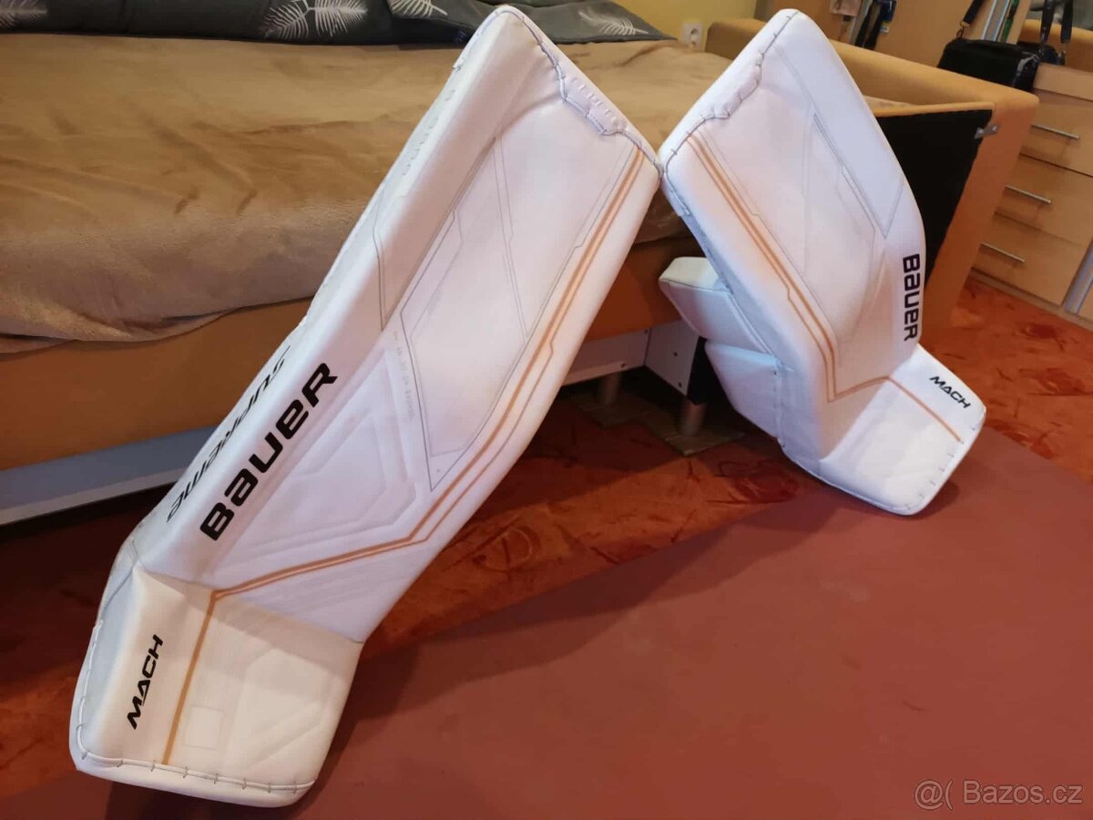 Brankářské betony BAUER SUPREME MACH, sr. M, (34+1), TOP - 8