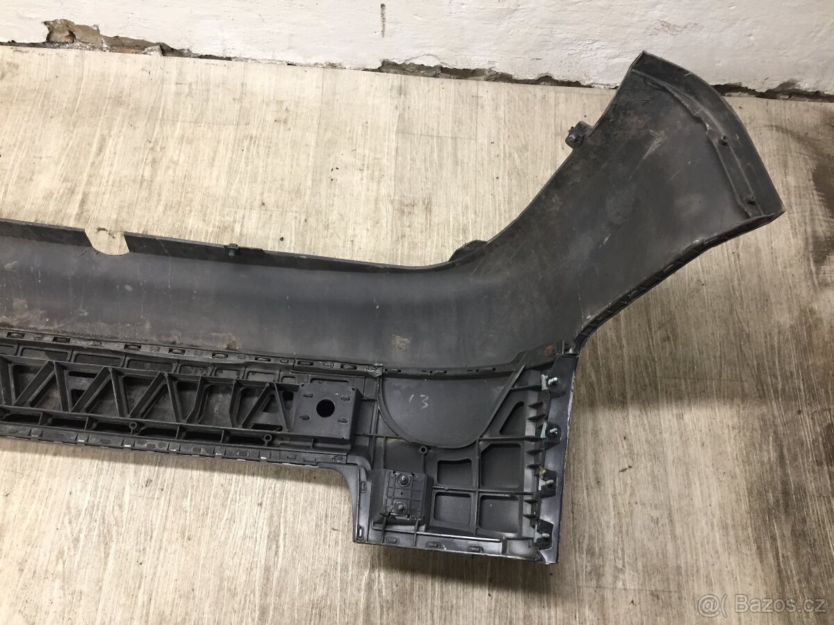 AUDI A4 B6 SEDAN 2000-2004 - ZADNÍ NÁRAZNÍK - 8