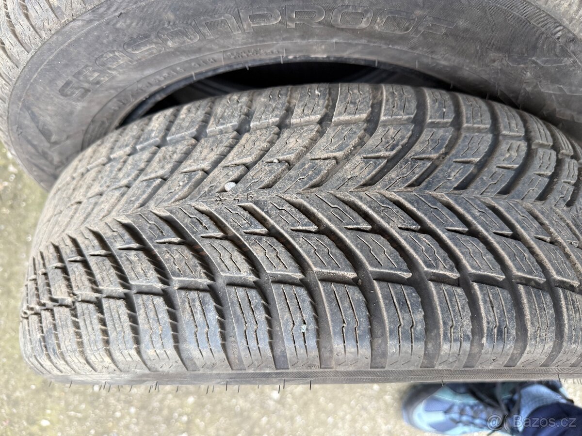 4ks celoroční pneu 195/65/15 Nokian Tyres Seasonproof 7,5mm - 8