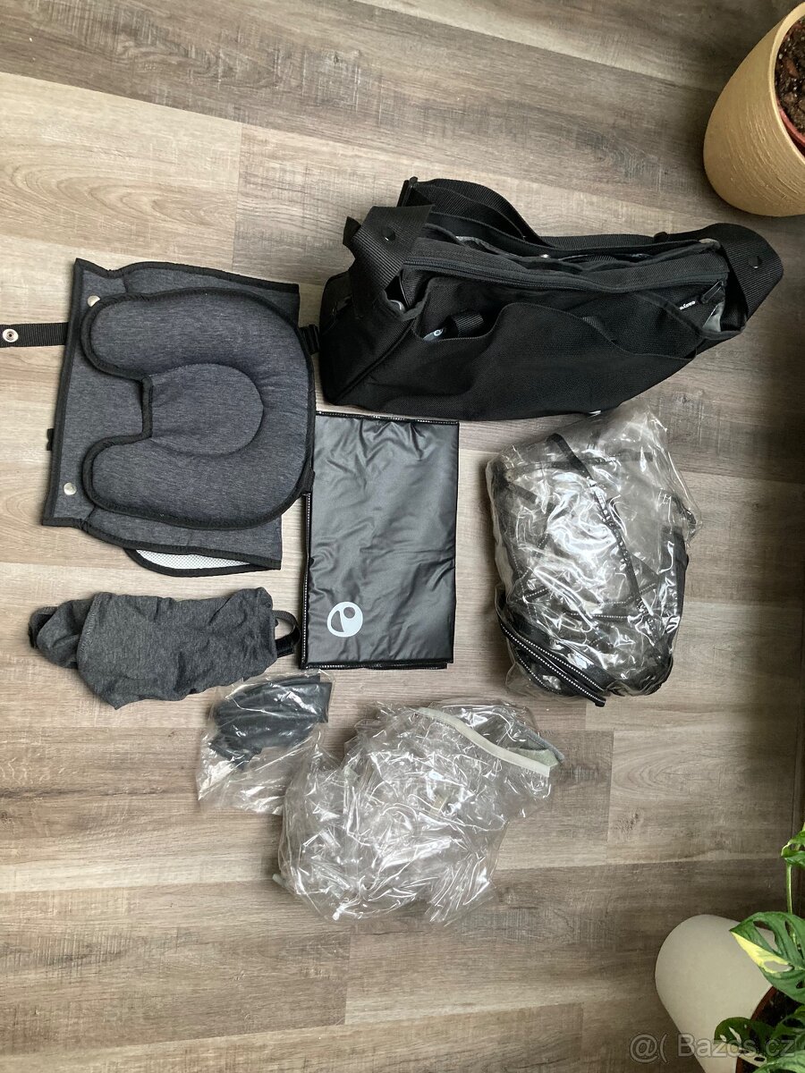 Kočárek Easywalker QTRO plus platinum 2022 - 8