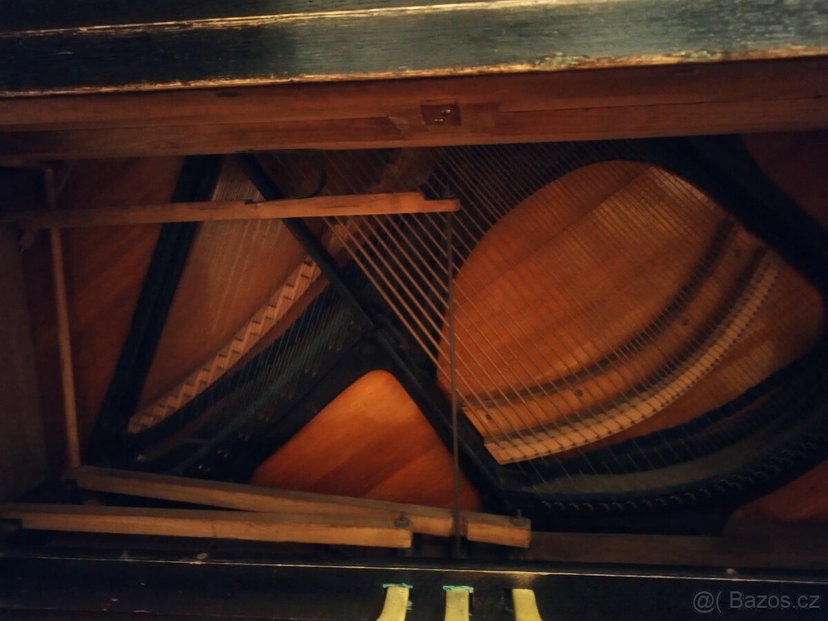 Pianino ROUS - 8