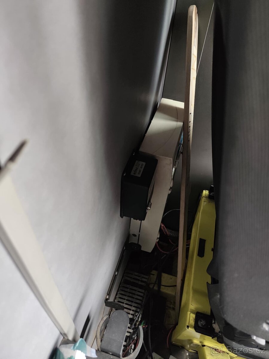 Sanitní vůz, Sanitka, Ambulance, Karavan - 8