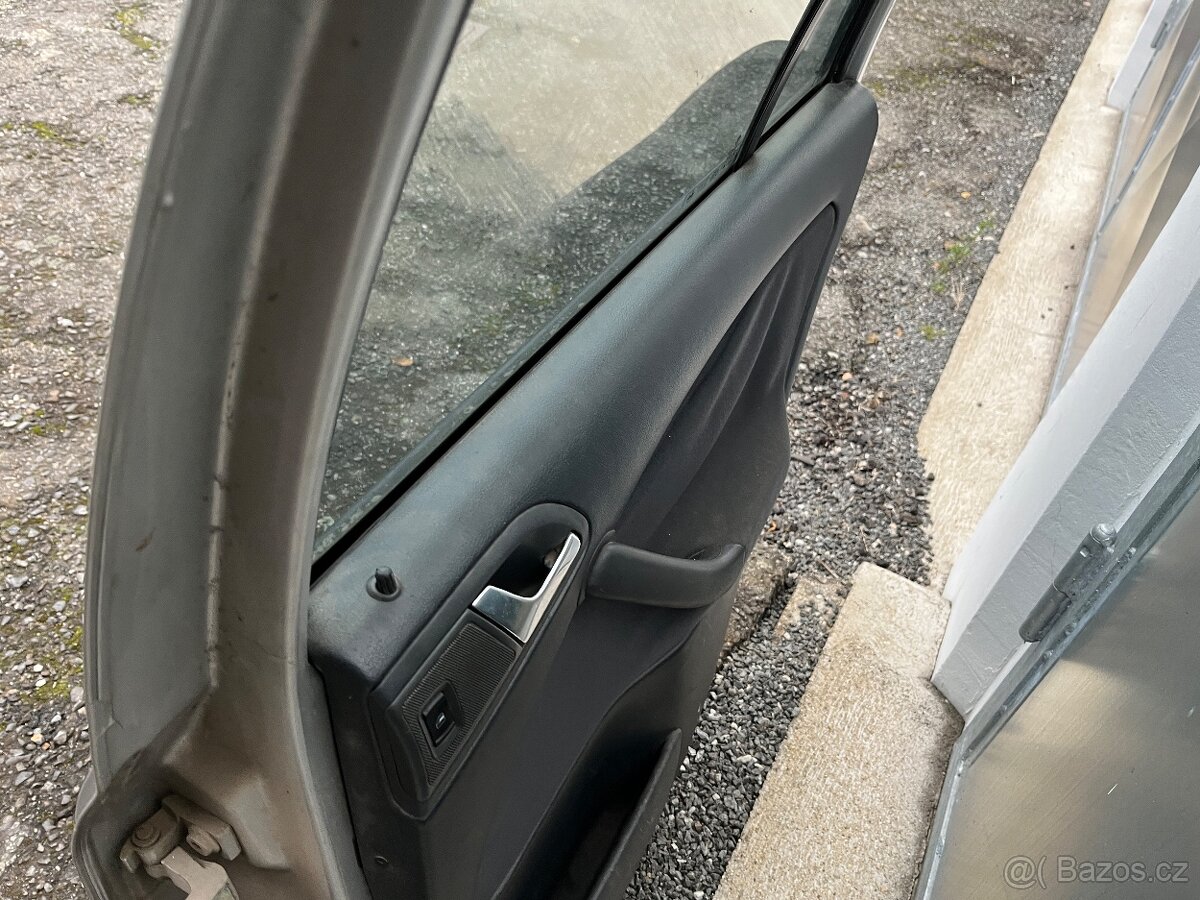 Dveře Škoda Octavia - 8
