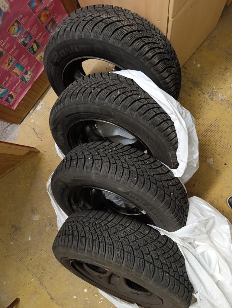 Zimní pneu 15¨ - 8