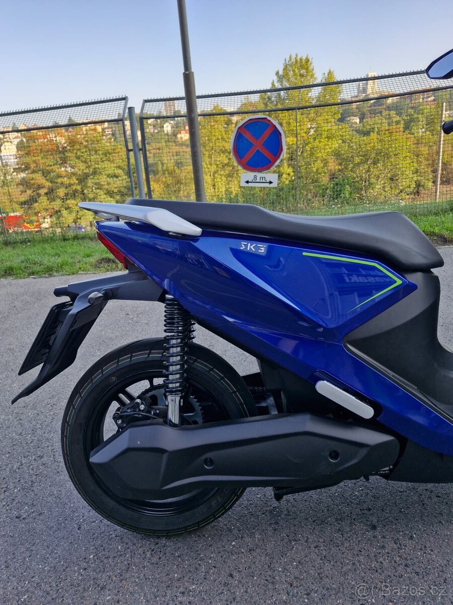 Horwin SK3 - předváděcí skútr - 8