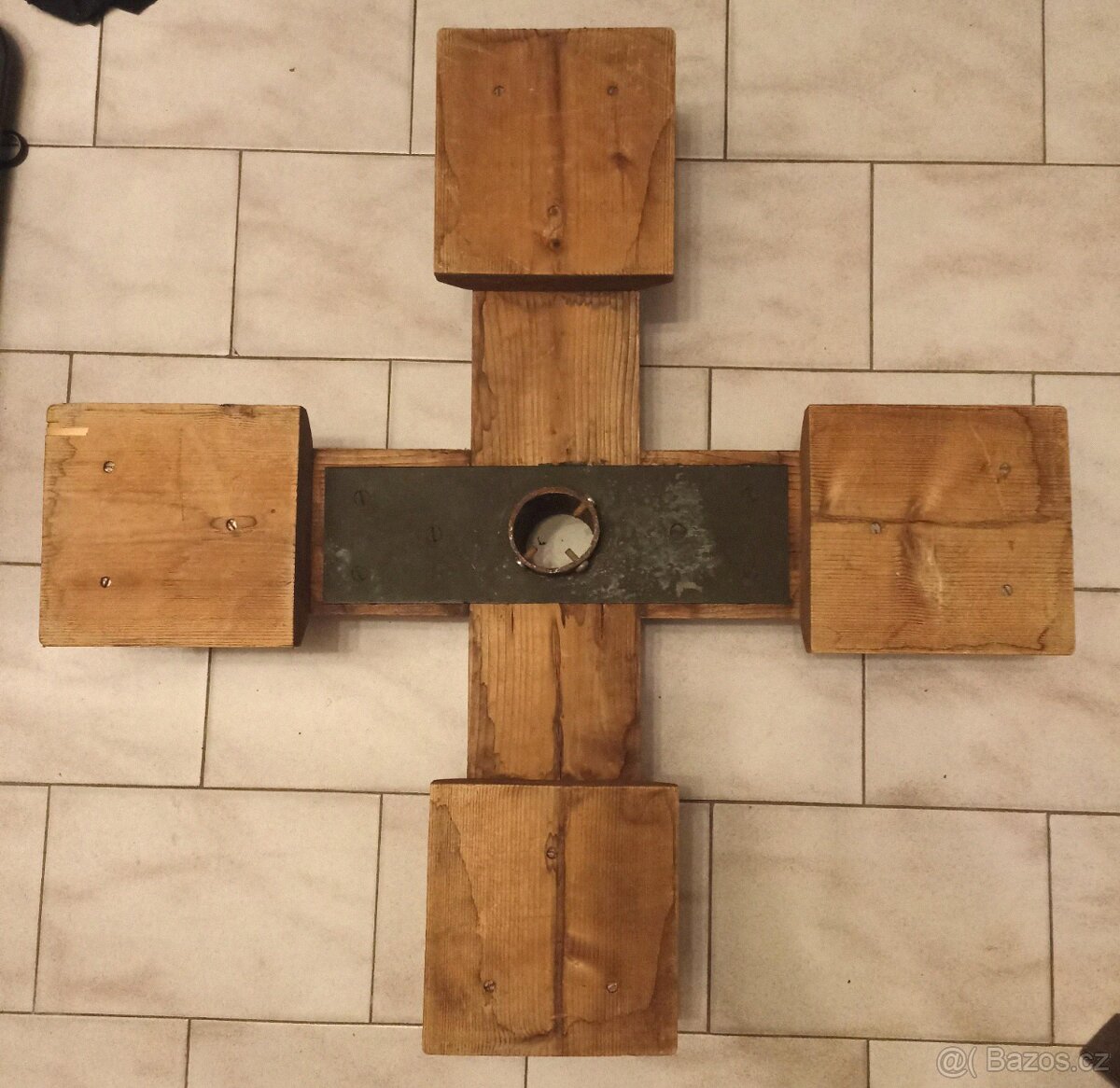 Masivní stojan na vánoční stromeček - průměr 78 cm, dřevo - - 8