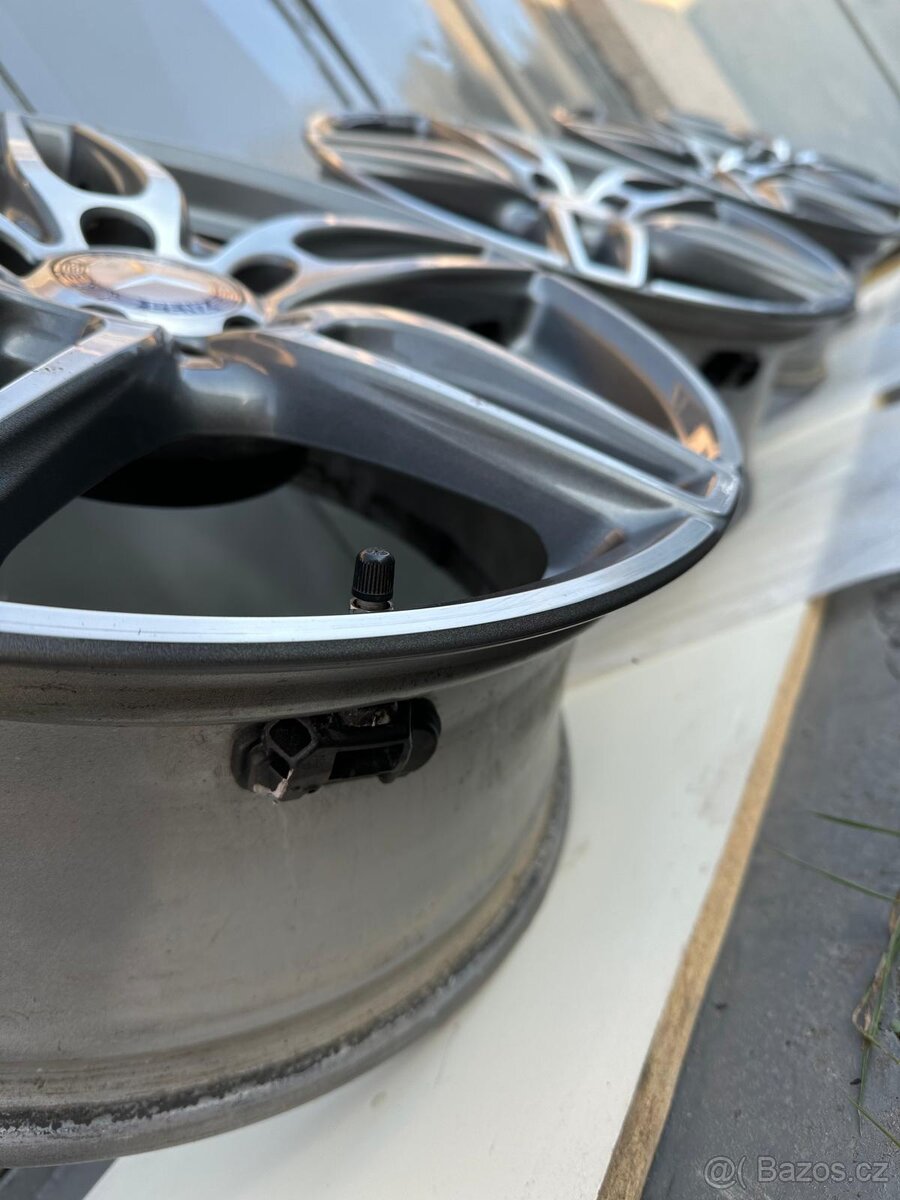 Mercedes-Benz AMG Alu Kola - 8