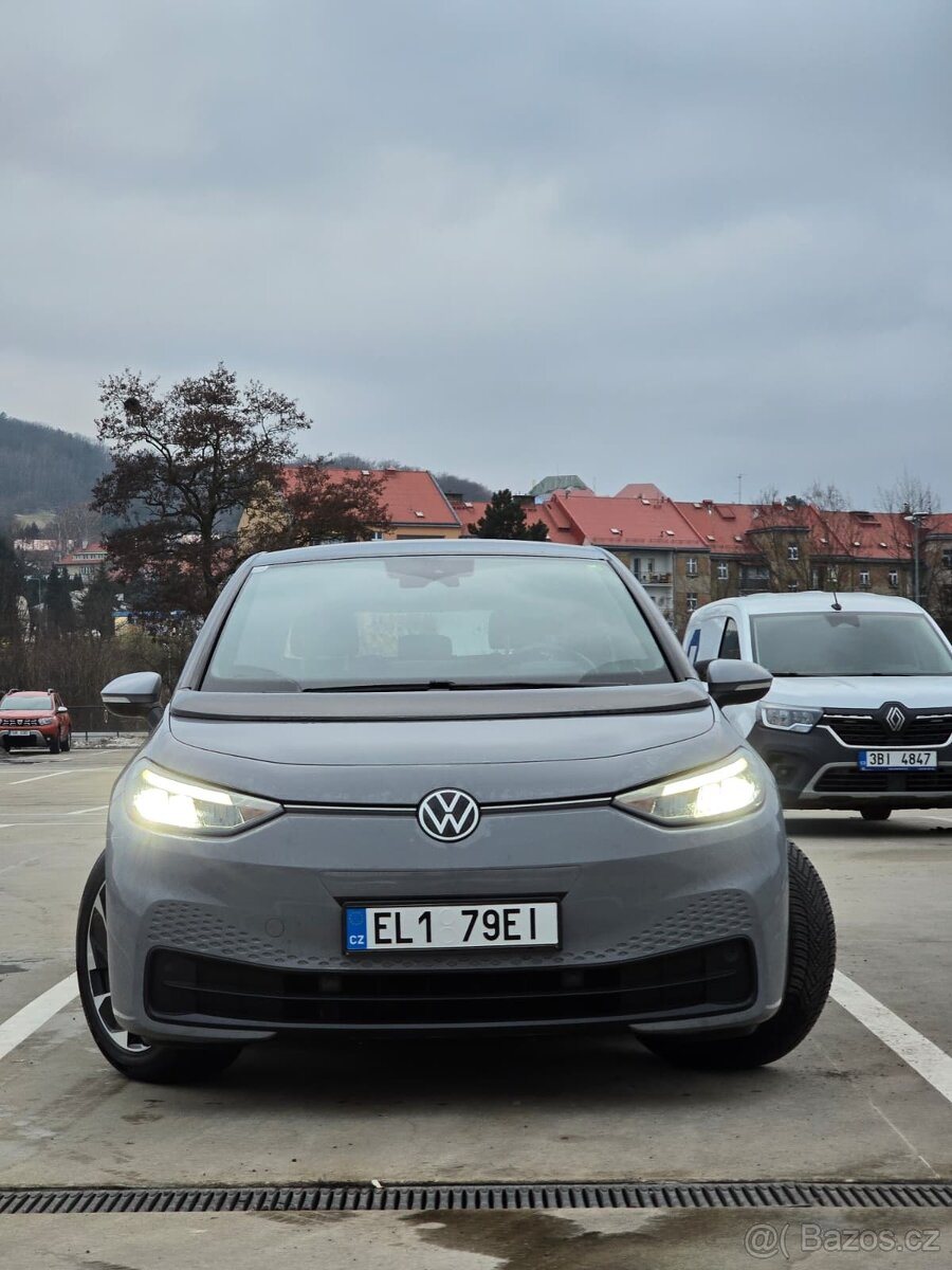 VW ID.3, 58 kWh, tepelné čerpadlo, servis VW - 8