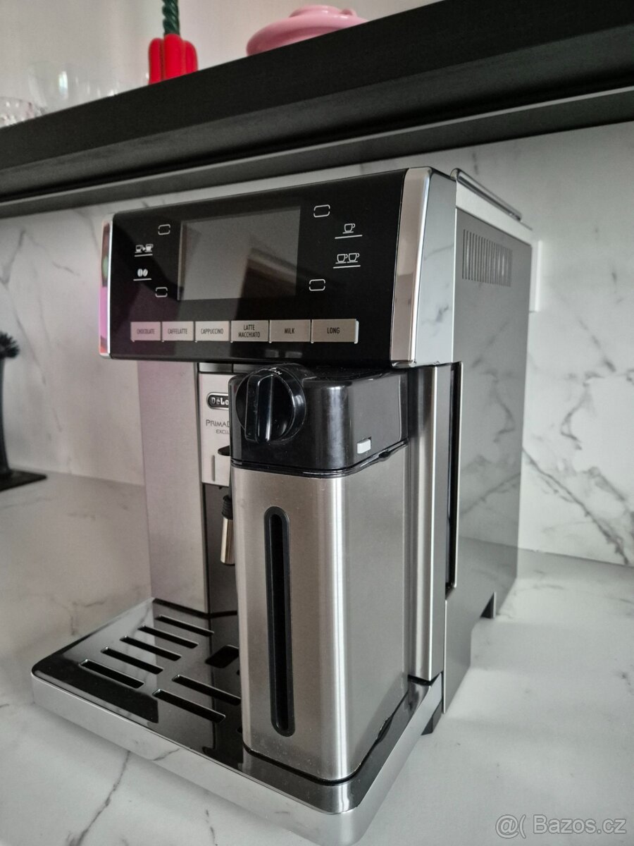DeLonghi PrimaDonna Exclusive ESAM 6900.M - 8