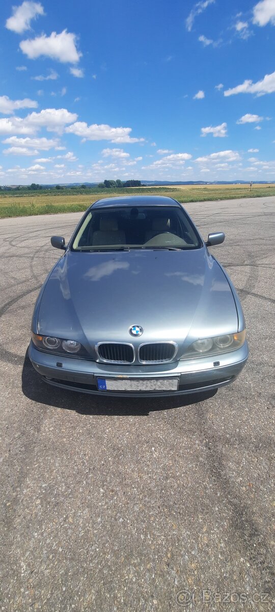BMW 525i Sedan (E39) Facelift - 8