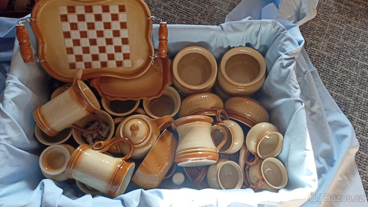 Sbírka dekorativní keramiky - 8
