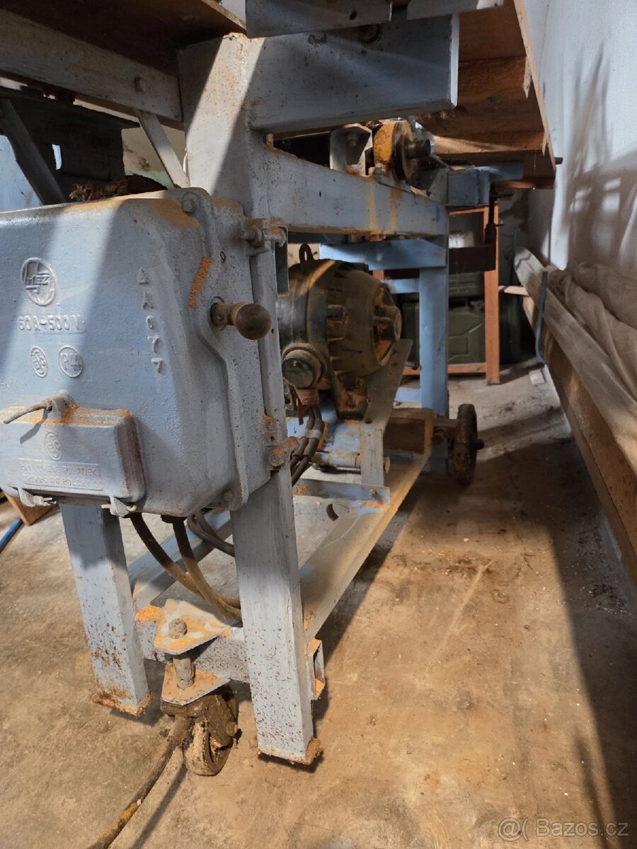 Hoblovka a stolní pila - 8