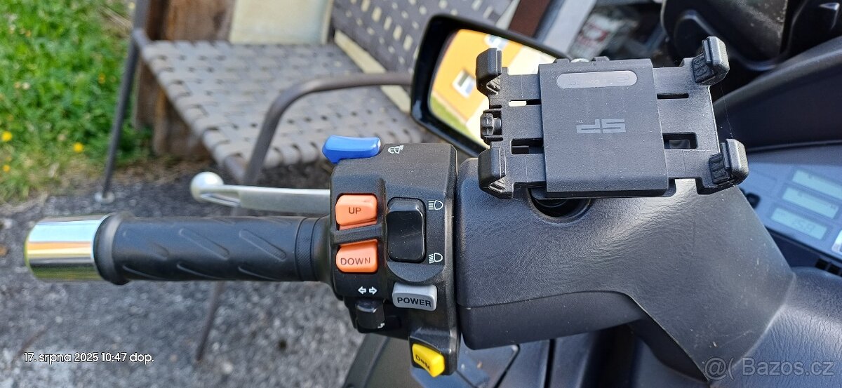 Suzuki Burgman 650 executive - 8