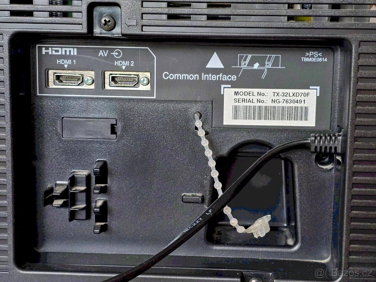 Panasonic TX-32LXD70F + DVB-T2 set-top box Sencor - 8