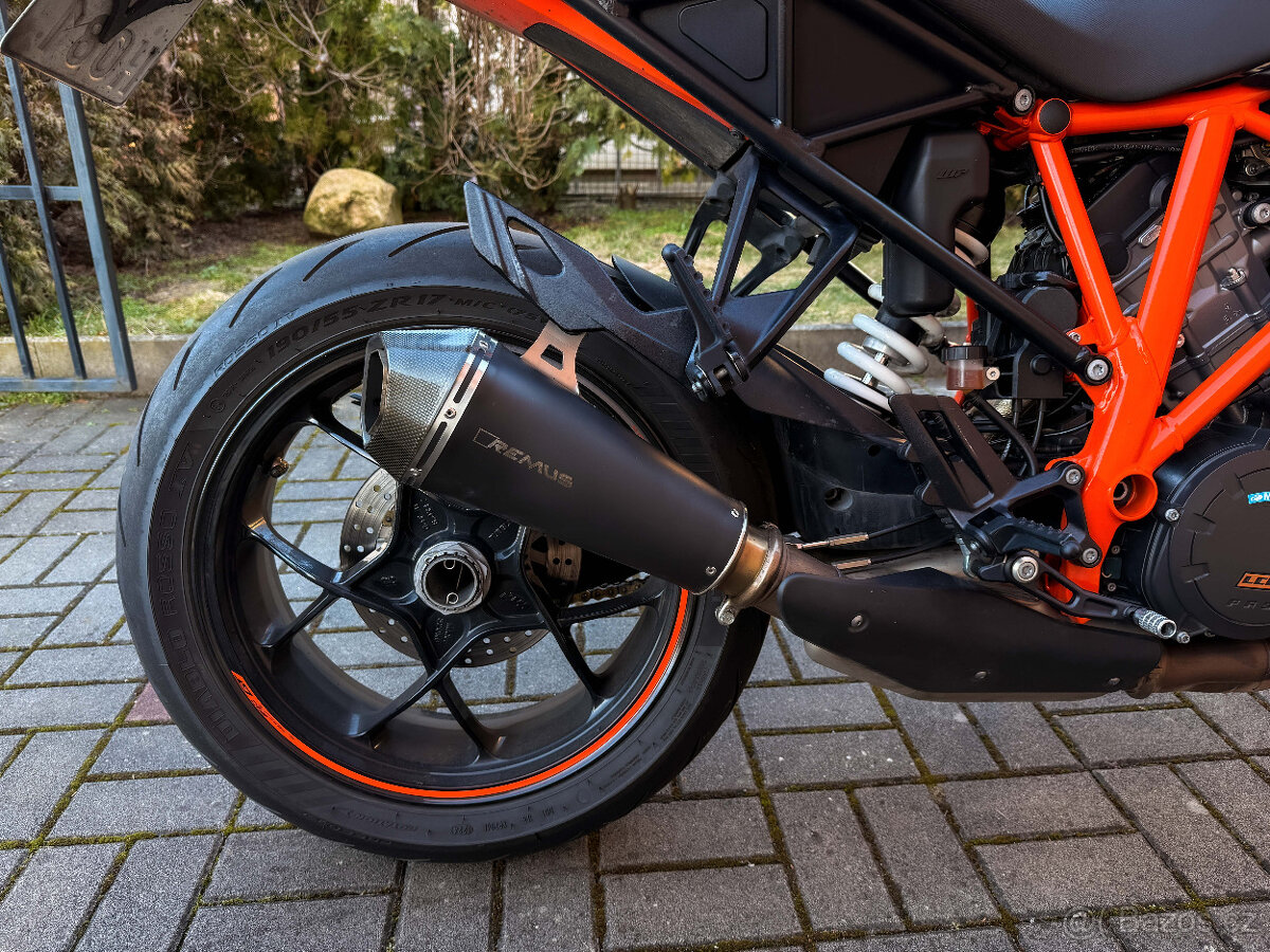 KTM Super Duke 1290 GT - 8