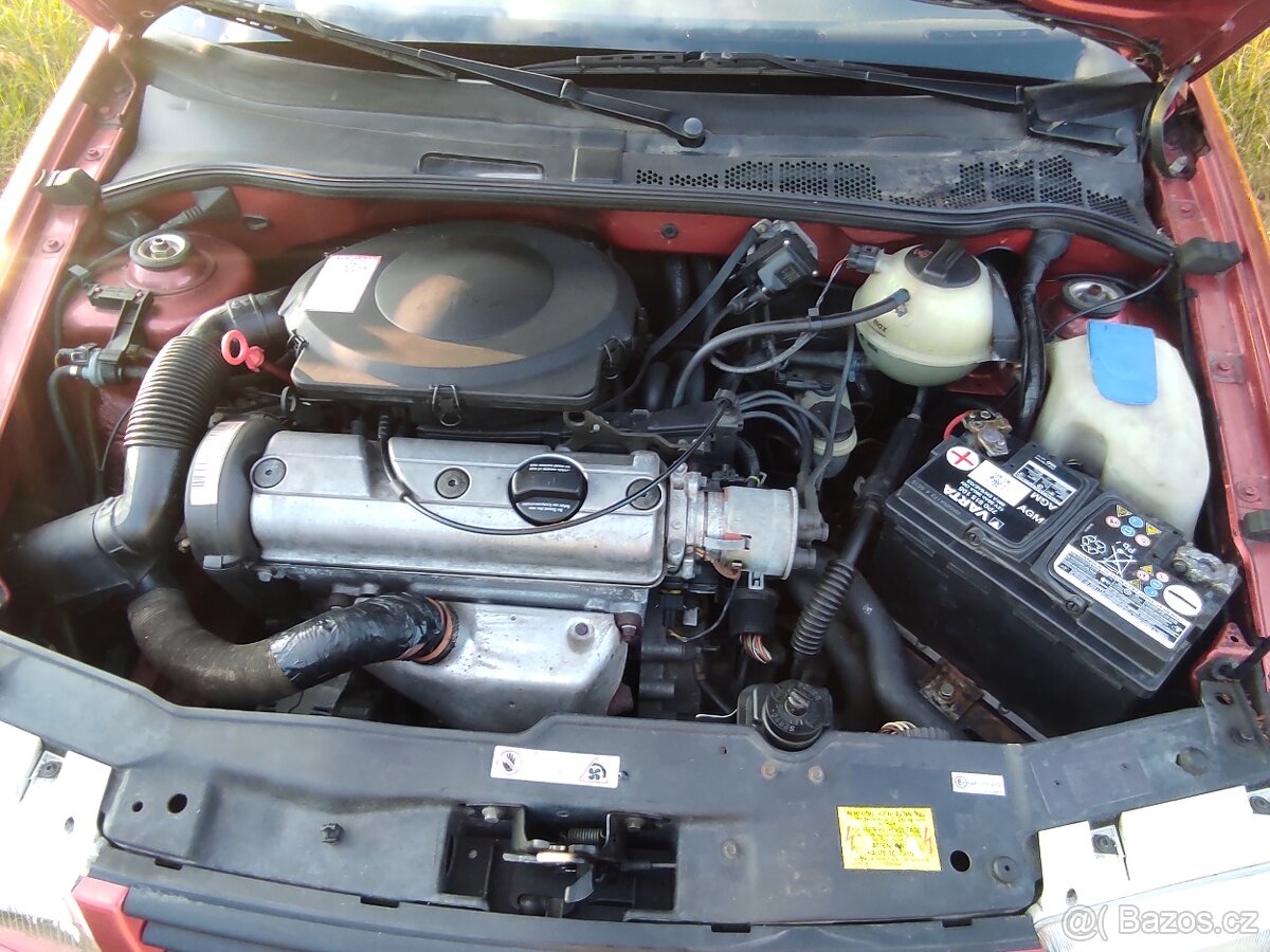 VWpolo najeto 82000km,TK 10/2027,EKO placena - 8