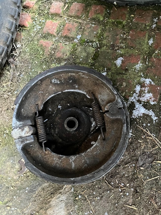 jawa pérák, ogar, kola. - 8