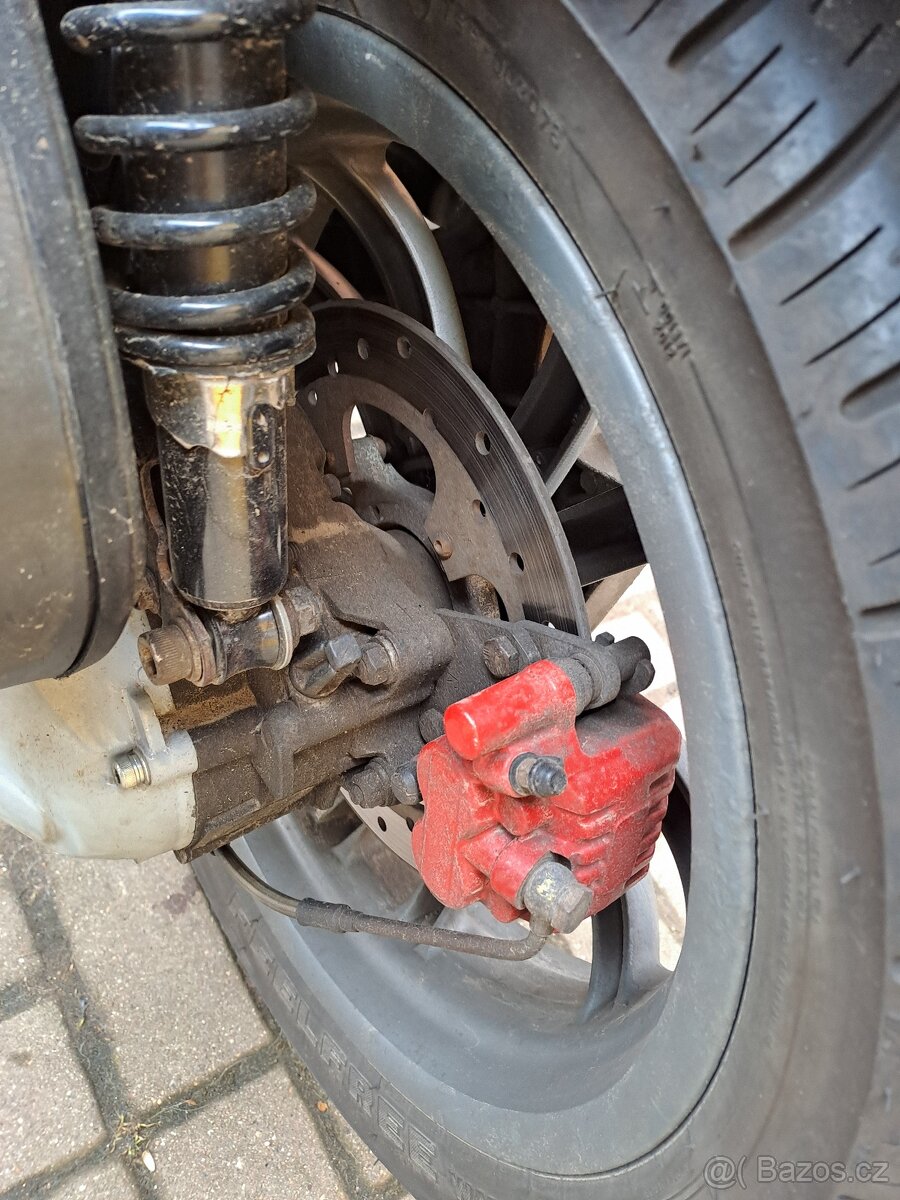 Piaggio Carnaby 125 - 8