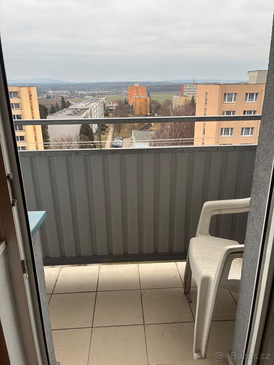 3+kk s balkónem, Sezimovo Ú., slunný - 8