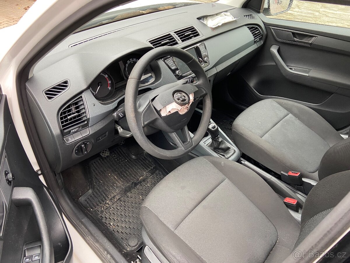 ŠKODA FABIA 3 1.0 TSi COMBI - 8