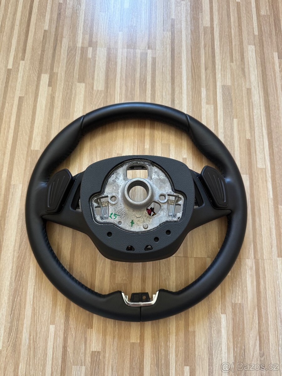 Multifunkční vyhřívaný kožený volant - 8