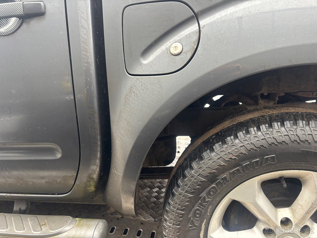 Nissan navara - 8
