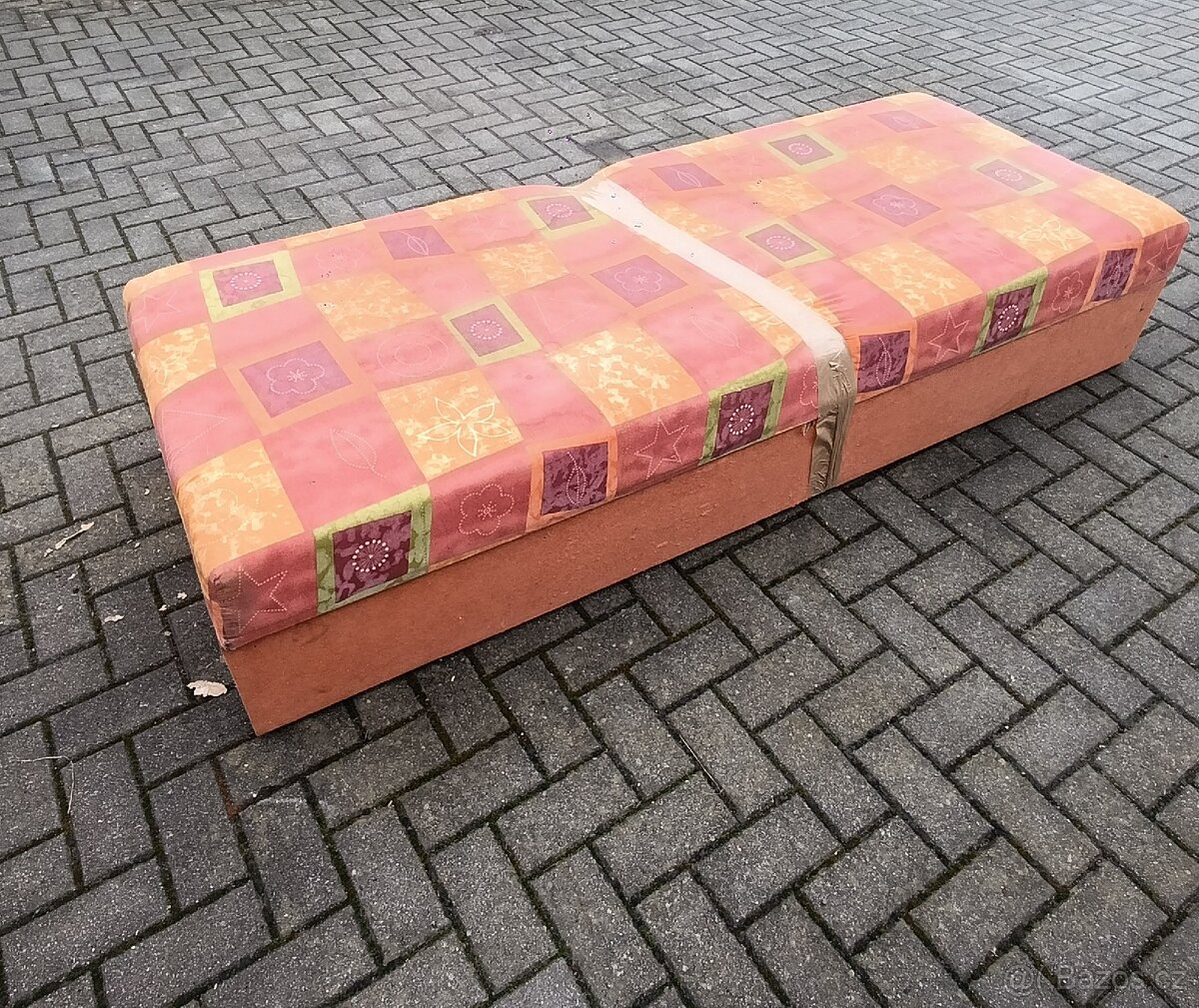 Lednice a nábytek - levně - 8