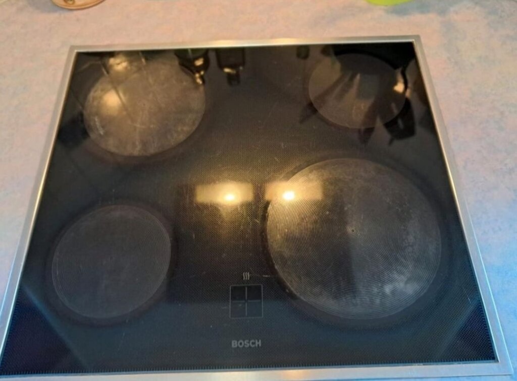 AKCE:Kuchyně Leicht se spotřebiči,3758 - 8