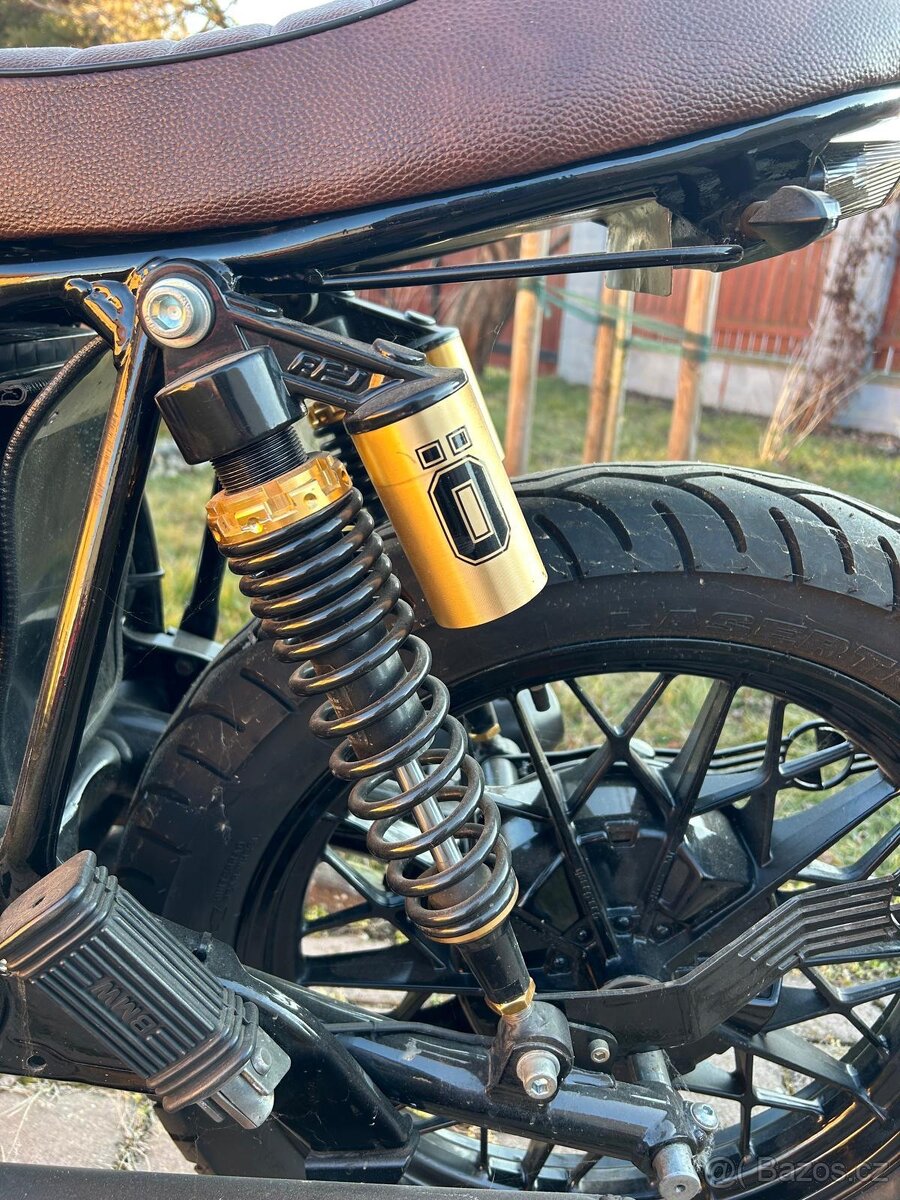 BMW R45 Café Racer - 8