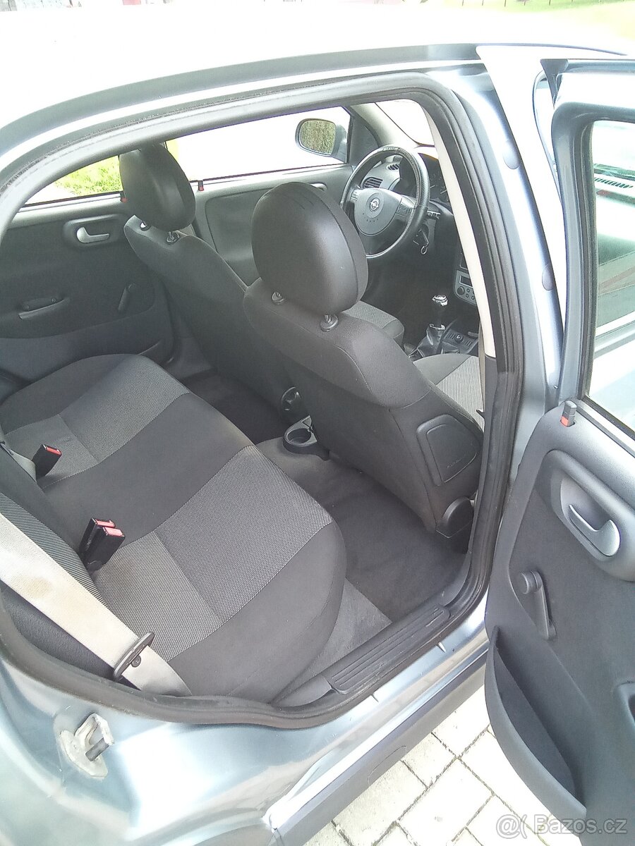 Opel Corsa 1.2i,59 kW, klima,1 majitel, nová CZ STK. - 8