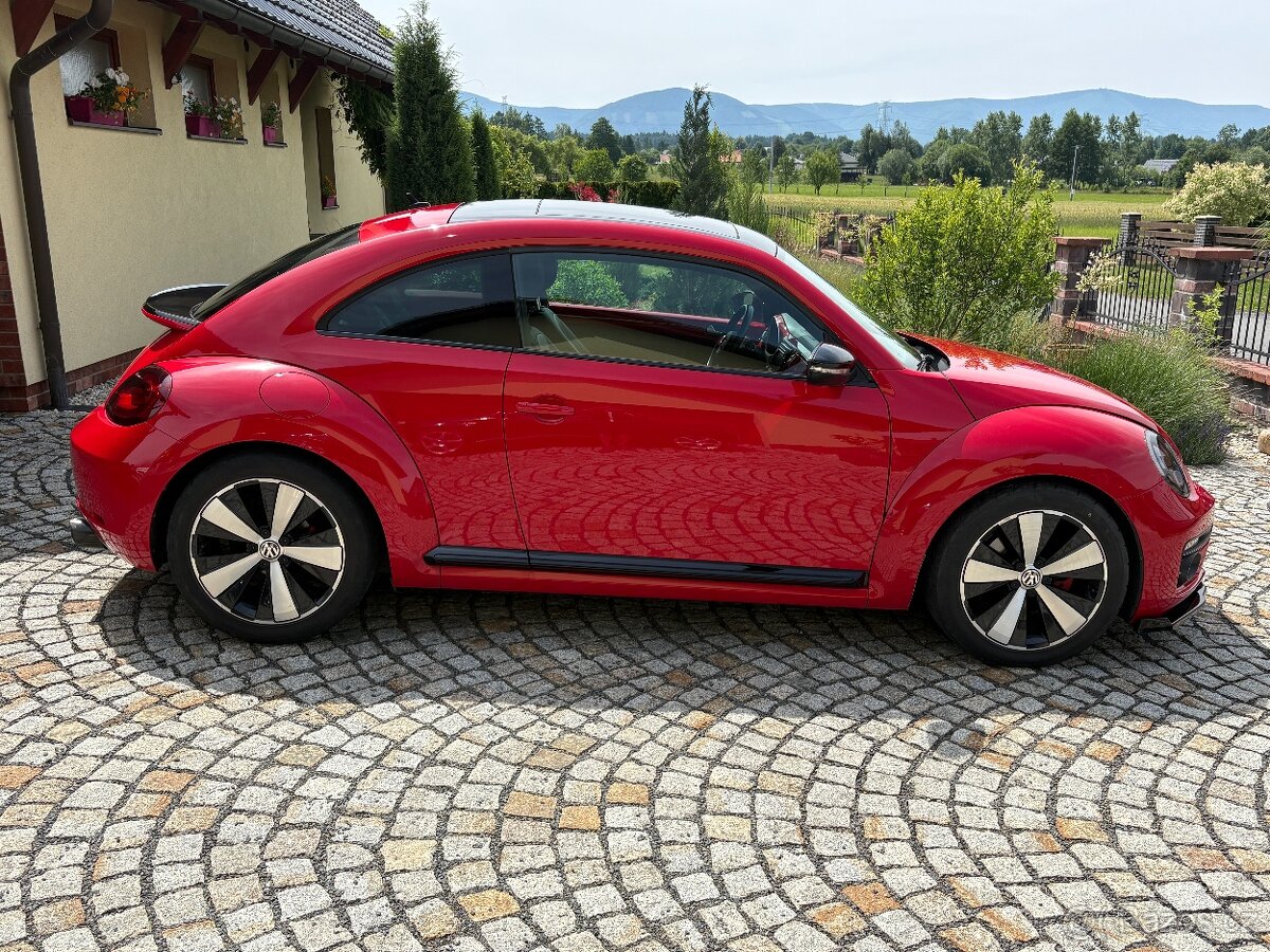 VW Beetle 2.0TSi -147KW DSG - 8