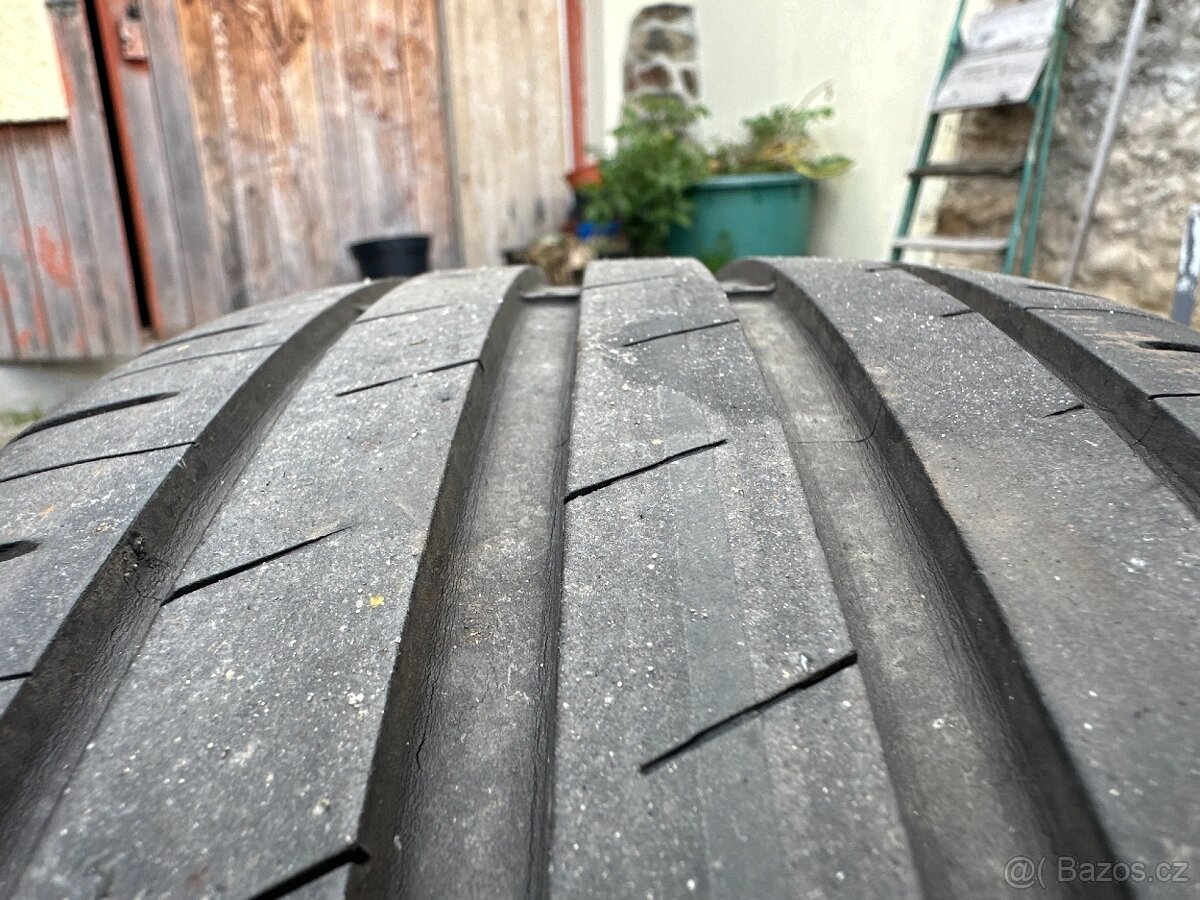 ŠKODA ORIGINÁL ALU - 205/55 R16 - 8