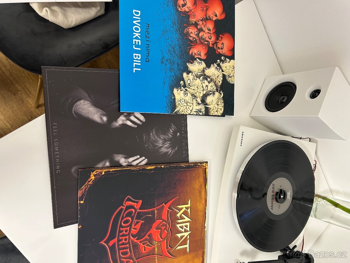 Gramofon Crosley T150 - 8