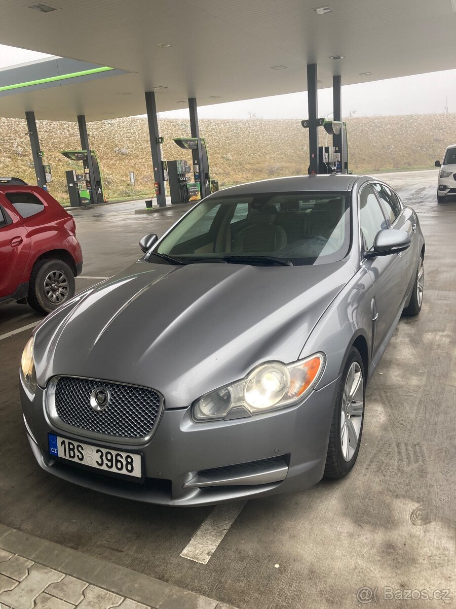 Jaguar xf - 8