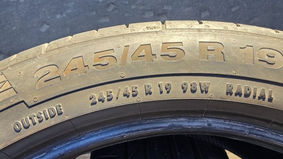 Letní pneumatiky 245/45/19 Continental - 8