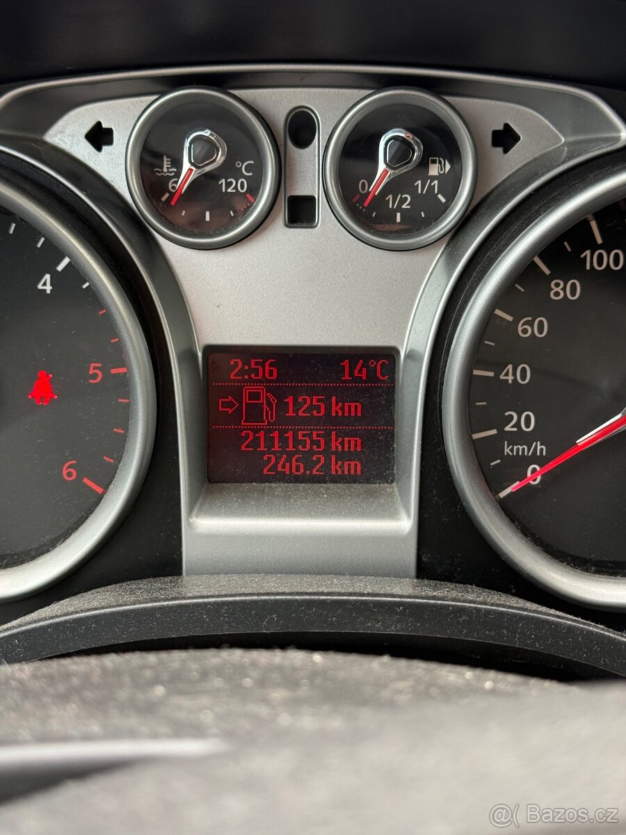 Ford Focus najeto 211 tis km - 8