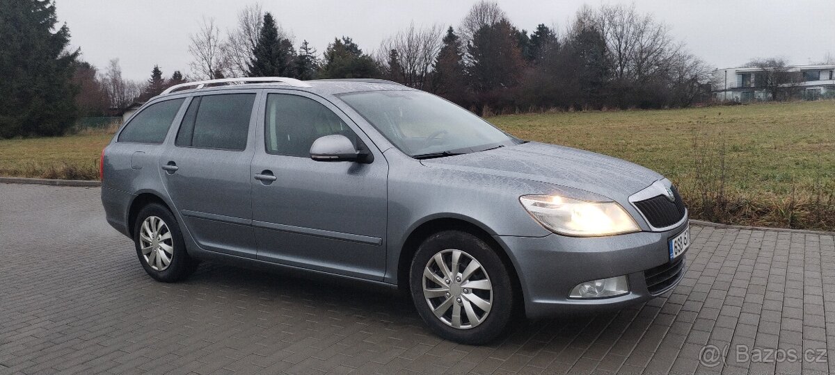 Škoda Octavia combi 1.6tdi 77kw 2013 Moc hezká - 8