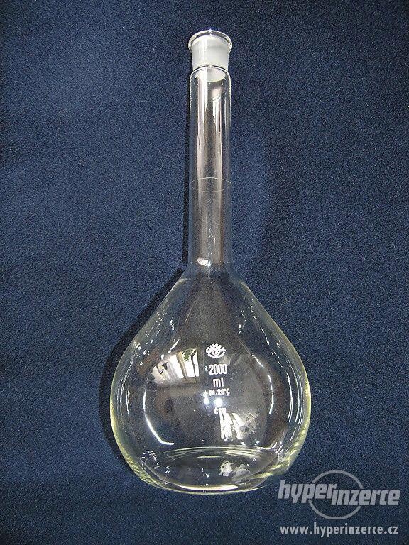 Laboratorní sklo a přístroje - 8