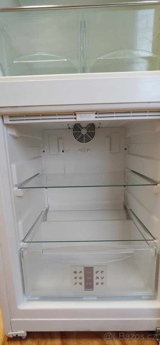 Prodám kombinovanou lednici s mrazákem LIEBHERR CN 4013 - 8