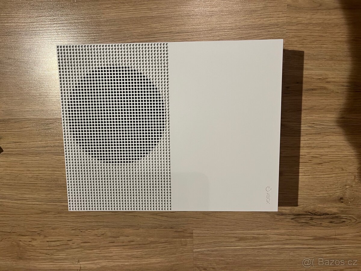 Xbox One S 1TB - 8