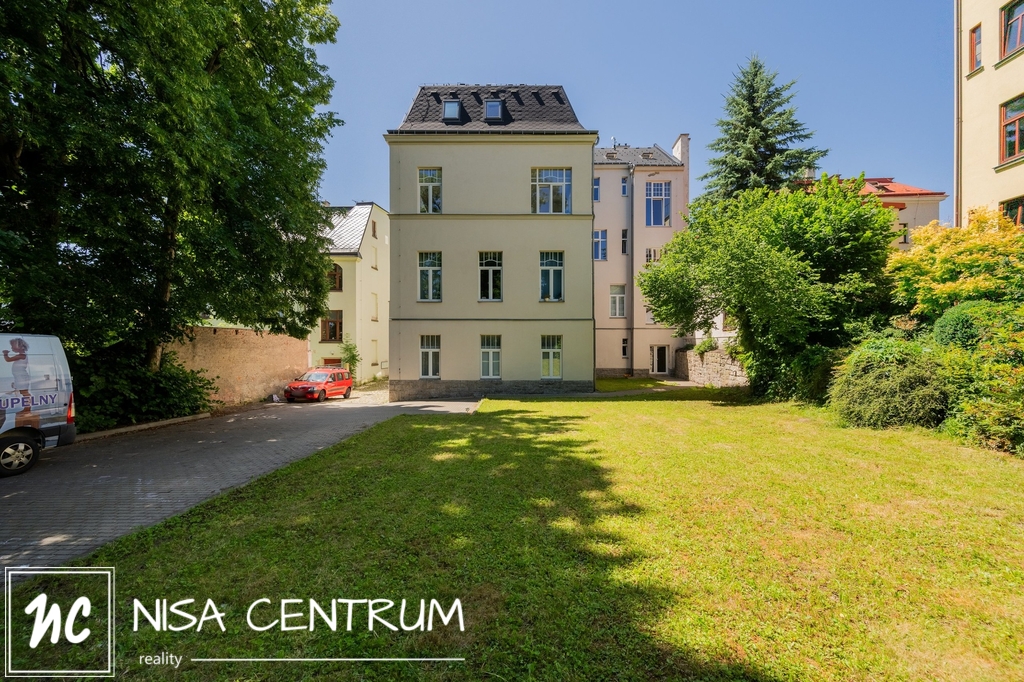 Prodej činžovního domu 1 647 m² v centru Jablonce nad Nisou - 8